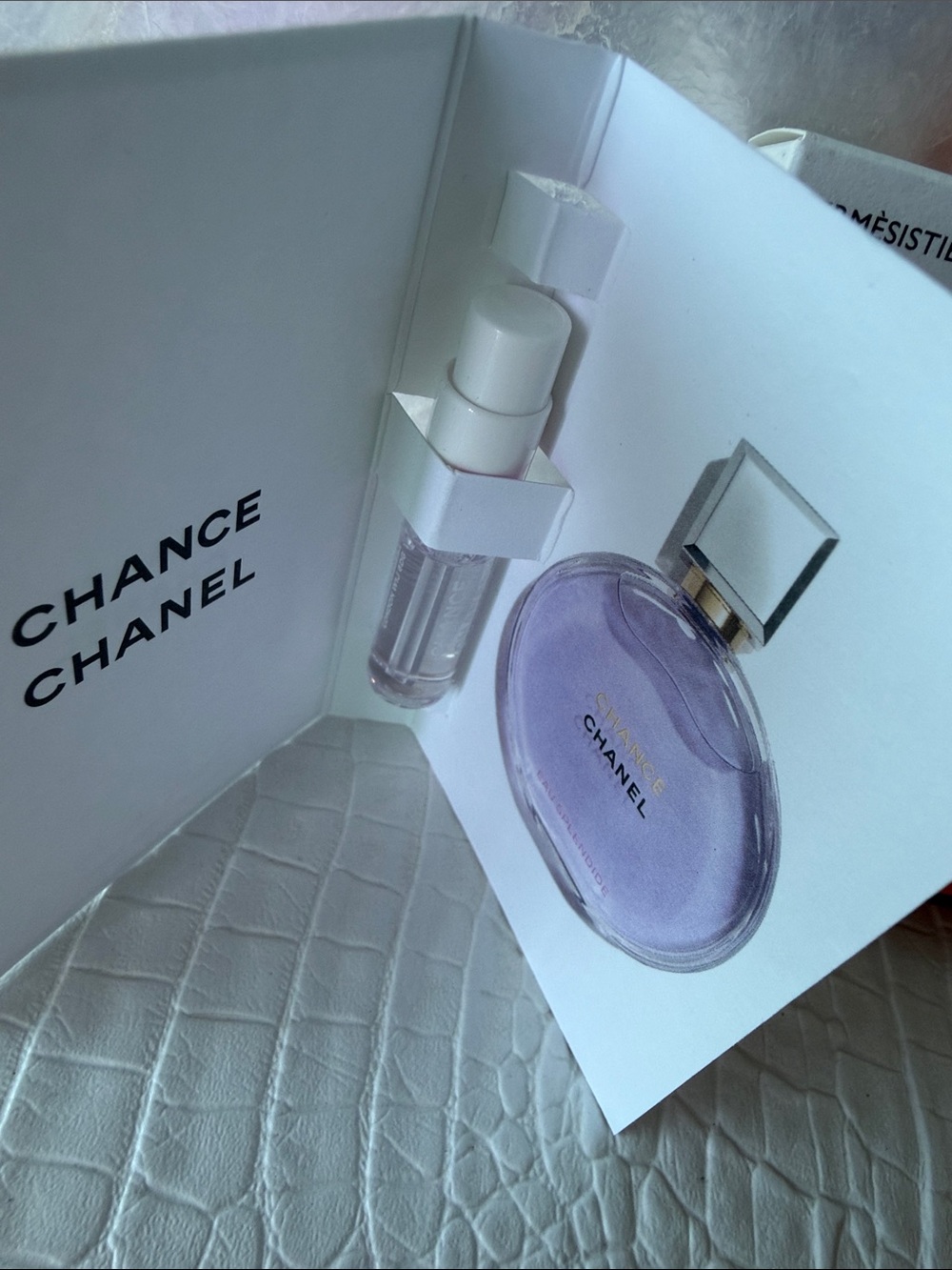 Hermès Orange Lipstick Boxes with Chanel Chance Card ( sample) - Picture 3 of 8